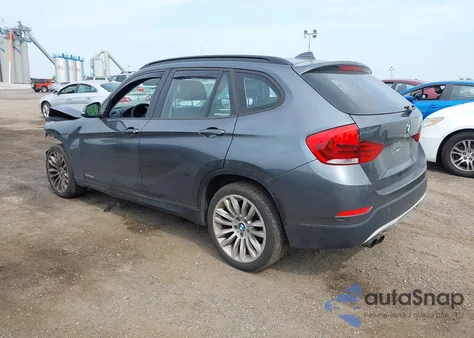 2014 BMW X1 xDrive28I из США, поврежденный, VIN WBAVL1C59EVR93726